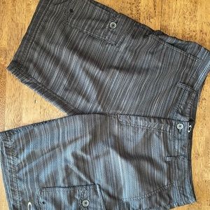 Men’s Oakley shorts